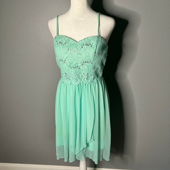 BCX Lace and chiffon Semi Formal Dress Size Small - Picture 2 of 8